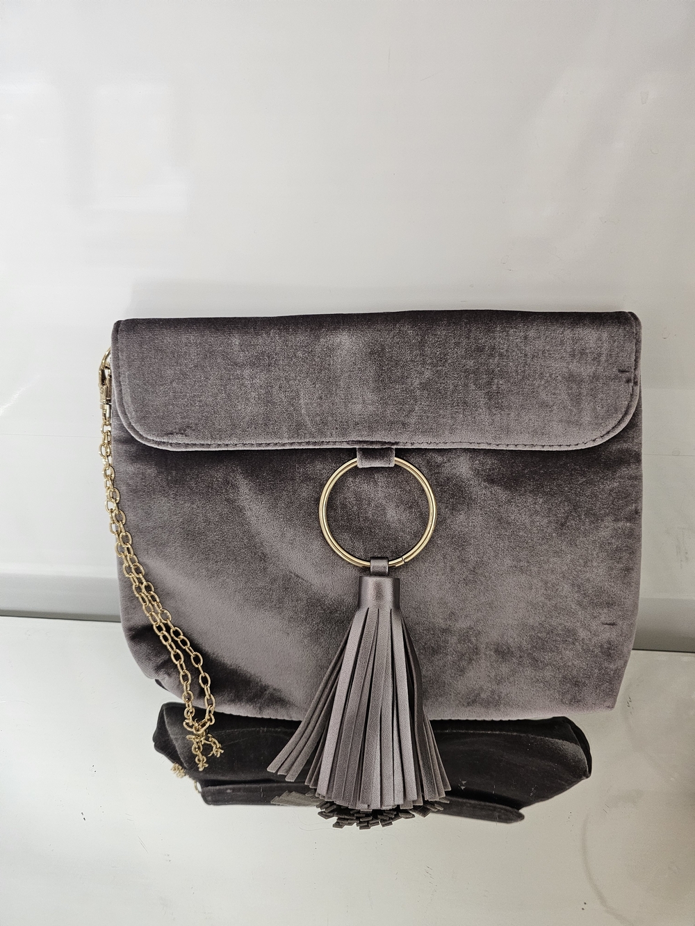 Velvet Tassel Chain Shoulder Bag in Gray